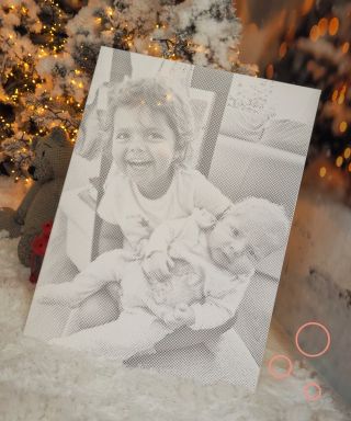 A dot painting is the perfect gift for every creative soul. Simple, personal, and full of Christmas magic. 🎨✨...